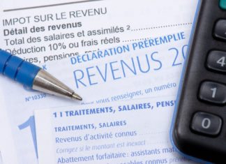 Comment payer moins d’impôts quand on est célibataire ? document déclaration de revenu impôt